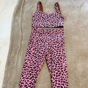 Fabletics pink and brown athletic wear with reversible top size small